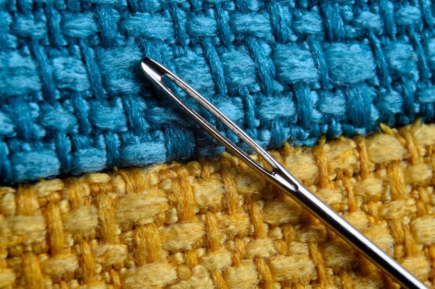 Detale haftu na tkaninie